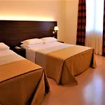 Hotel Delfina Palace Foligno