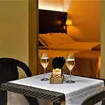 Delfina Palace Hotel 4*