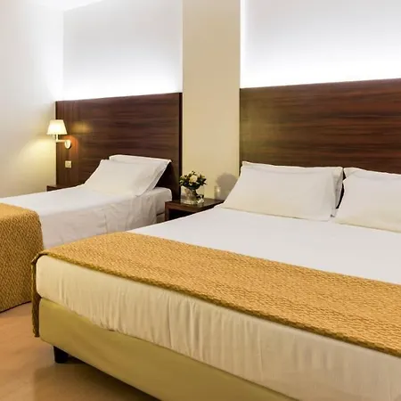 Delfina Palace Hotell