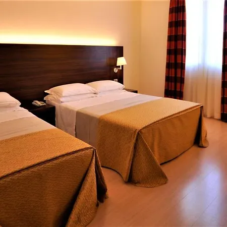 Hotel Delfina Palace Foligno