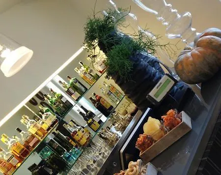 Hotel Delfina Palace Foligno