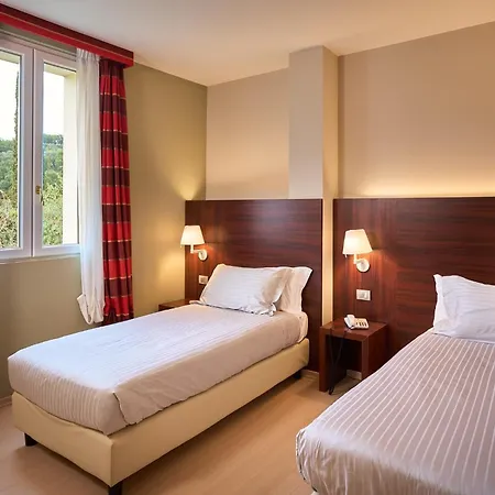Hotel Delfina Palace Foligno