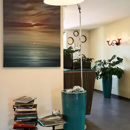 Hotel Delfina Palace