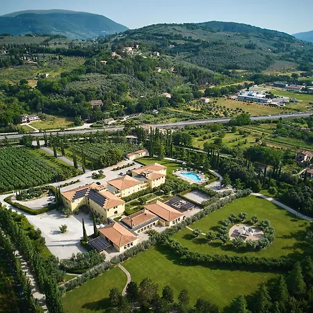 Delfina Palace