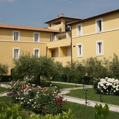 Delfina Palace Hotell