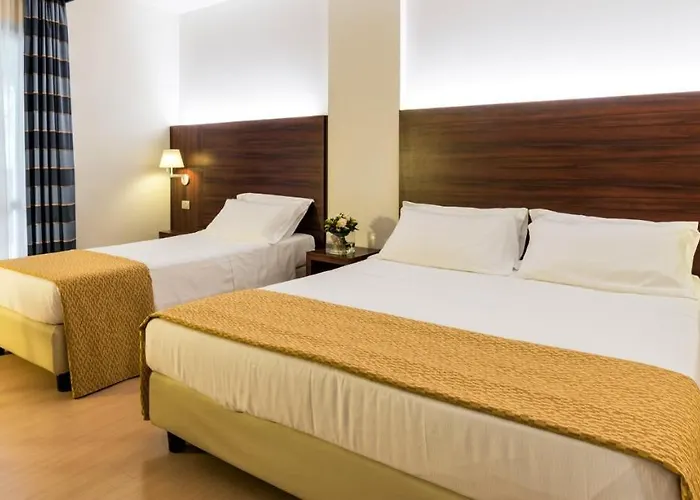 Delfina Palace 호텔