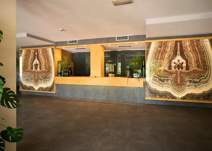 Hotel Delfina Palace