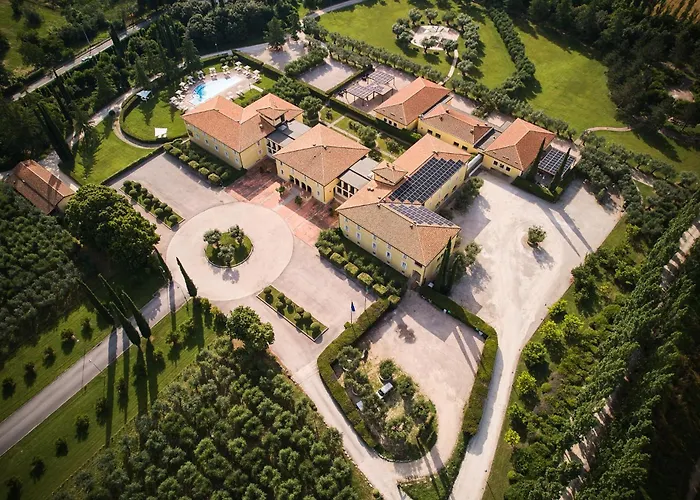 Delfina Palace 4* Foligno