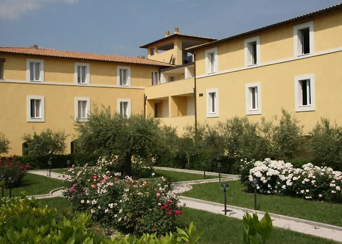 Delfina Palace 호텔