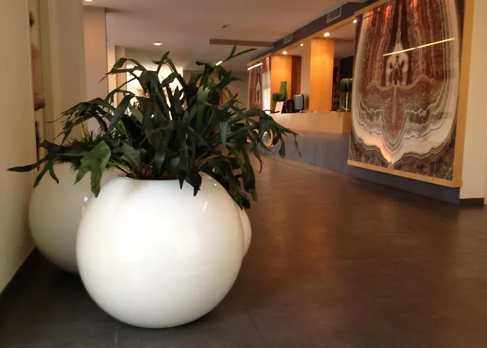 Delfina Palace 폴리뇨