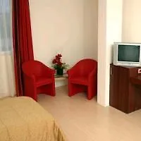 Delfina Palace Hotel 4*